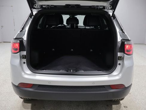 Used 2025 Jeep Compass Limited AWD/4WD image 19