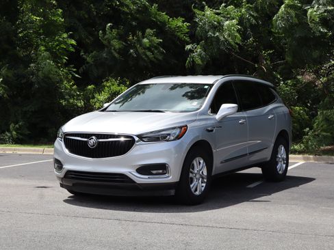 Used 2019 Buick Enclave Essence FWD image 5