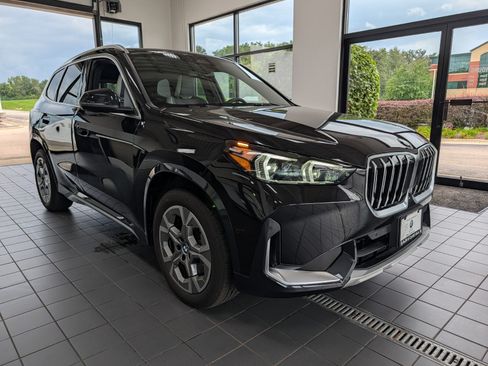 Used 2026 BMW X1 xDrive28i w/ Technology Package AWD/4WD image 1