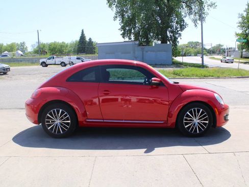 Used 2014 Volkswagen Beetle 2.5 FWD image 3