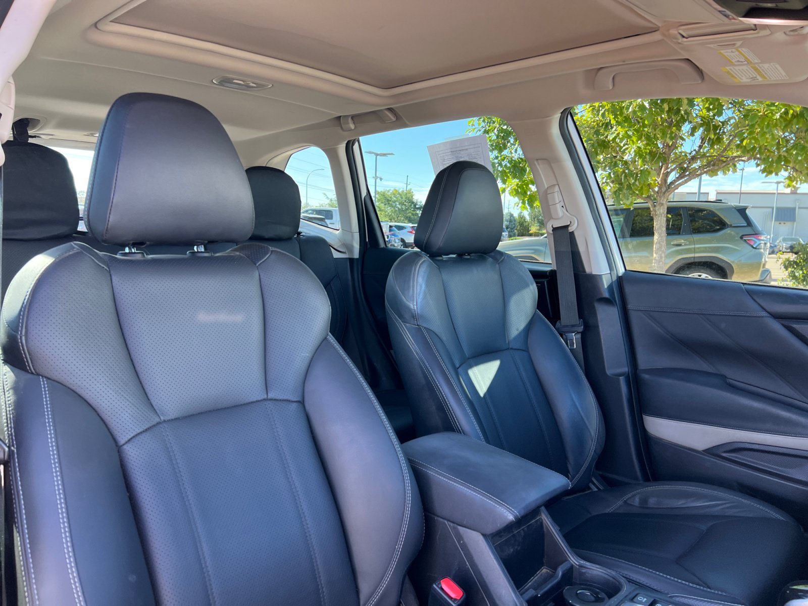 Used 2023 Subaru Forester Limited AWD/4WD image 19
