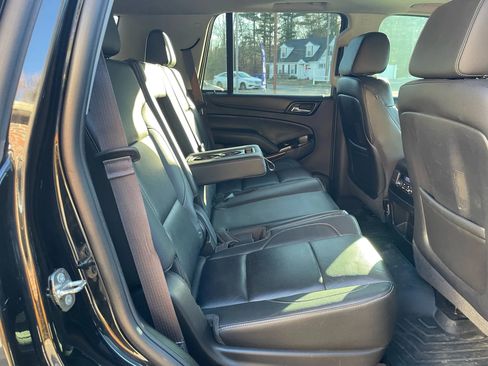 Used 2015 GMC Yukon SLT w/ HD Trailering Package image 42