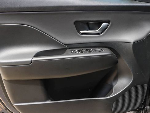 New 2026 Hyundai Kona SEL Premium FWD image 28