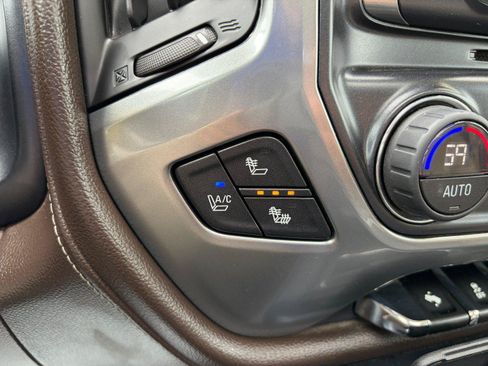 Used 2014 Chevrolet Silverado 1500 LTZ Z71 w/ LTZ Plus Package AWD/4WD image 17