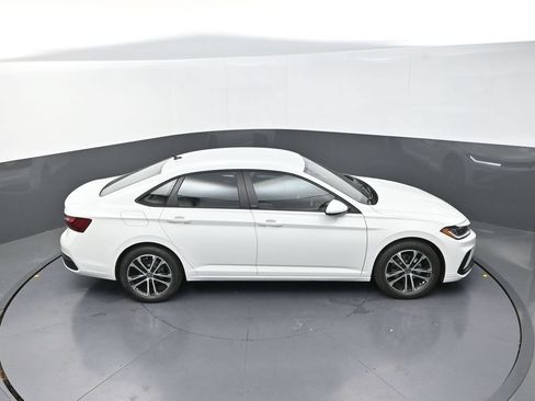 Used 2026 Volkswagen Jetta Sport FWD image 21