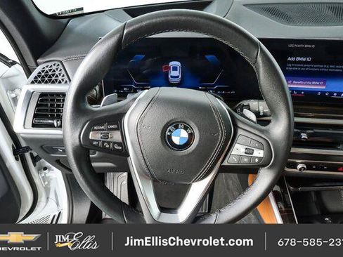 Used 2026 BMW X5 sDrive40i RWD image 12