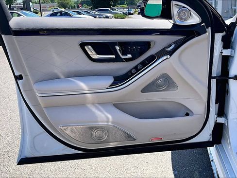 Certified 2024 Mercedes-Benz S 580 4MATIC Sedan image 18