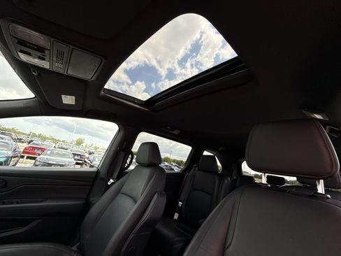 Used 2025 Honda Odyssey Sport-L image 16