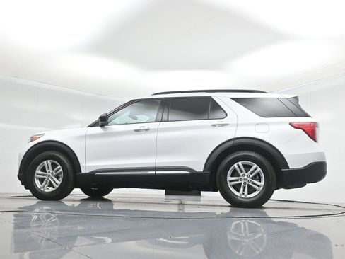 Certified 2021 Ford Explorer XLT image 55
