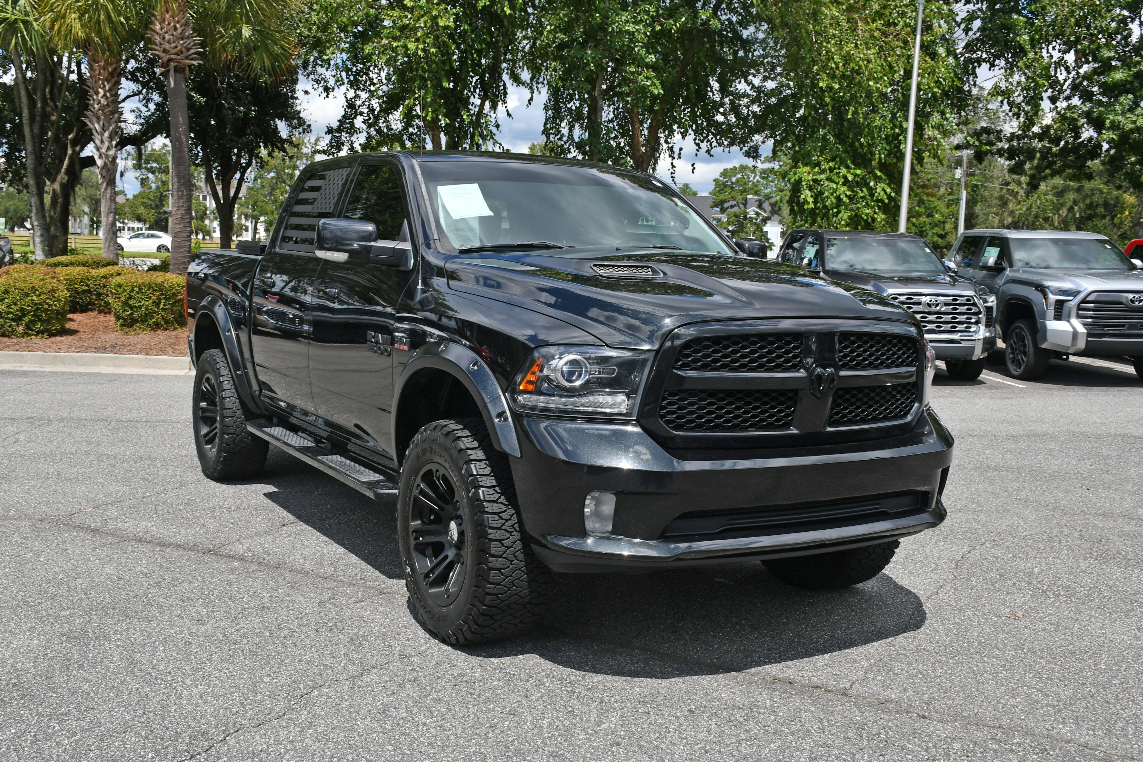 Used 2017 RAM 1500 Sport w/ Convenience Group AWD/4WD image 6