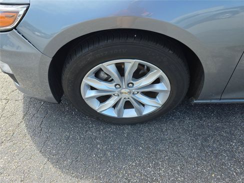 Used 2024 Chevrolet Malibu LT FWD image 10