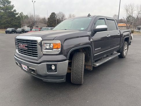 Used 2015 GMC Sierra 1500 SLT w/ SLT Crew Cab Value Package image 6