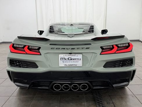 Used 2024 Chevrolet Corvette Z06 RWD image 7