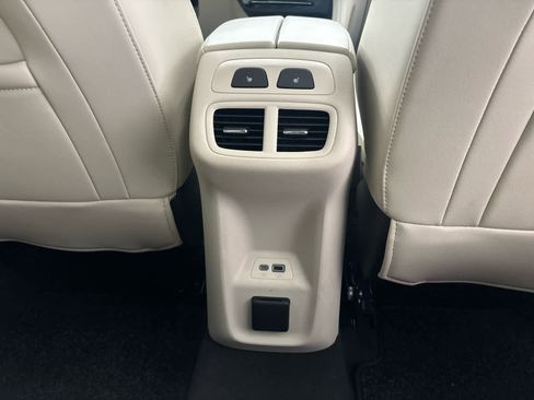 Used 2023 Buick Envision Avenir image 21