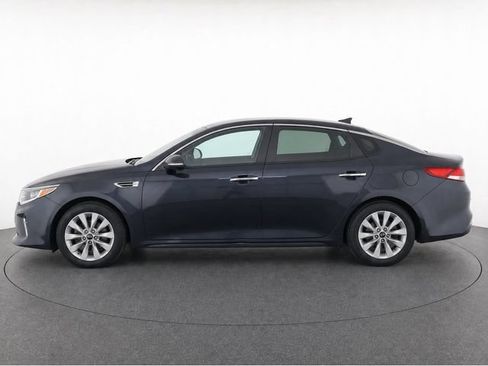Used 2018 Kia Optima S FWD image 6