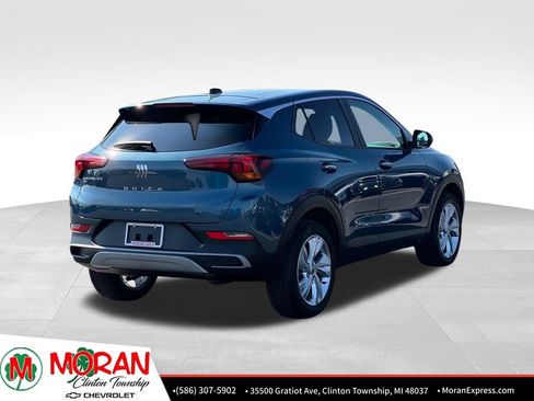 Certified 2024 Buick Encore GX Preferred AWD/4WD image 5