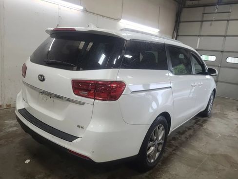 Used 2020 Kia Sedona EX FWD image 3
