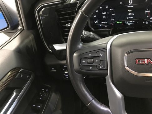 Used 2022 GMC Sierra 1500 Elevation w/ LPO, Elevation Black Package image 14