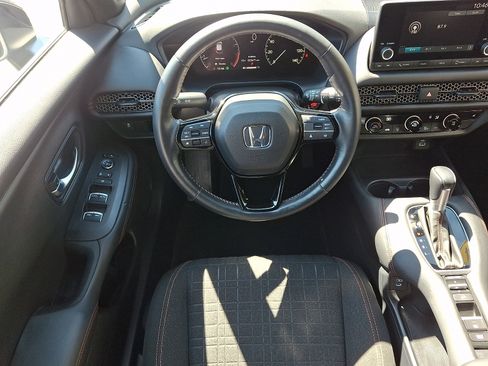 Used 2024 Honda HR-V Sport image 11