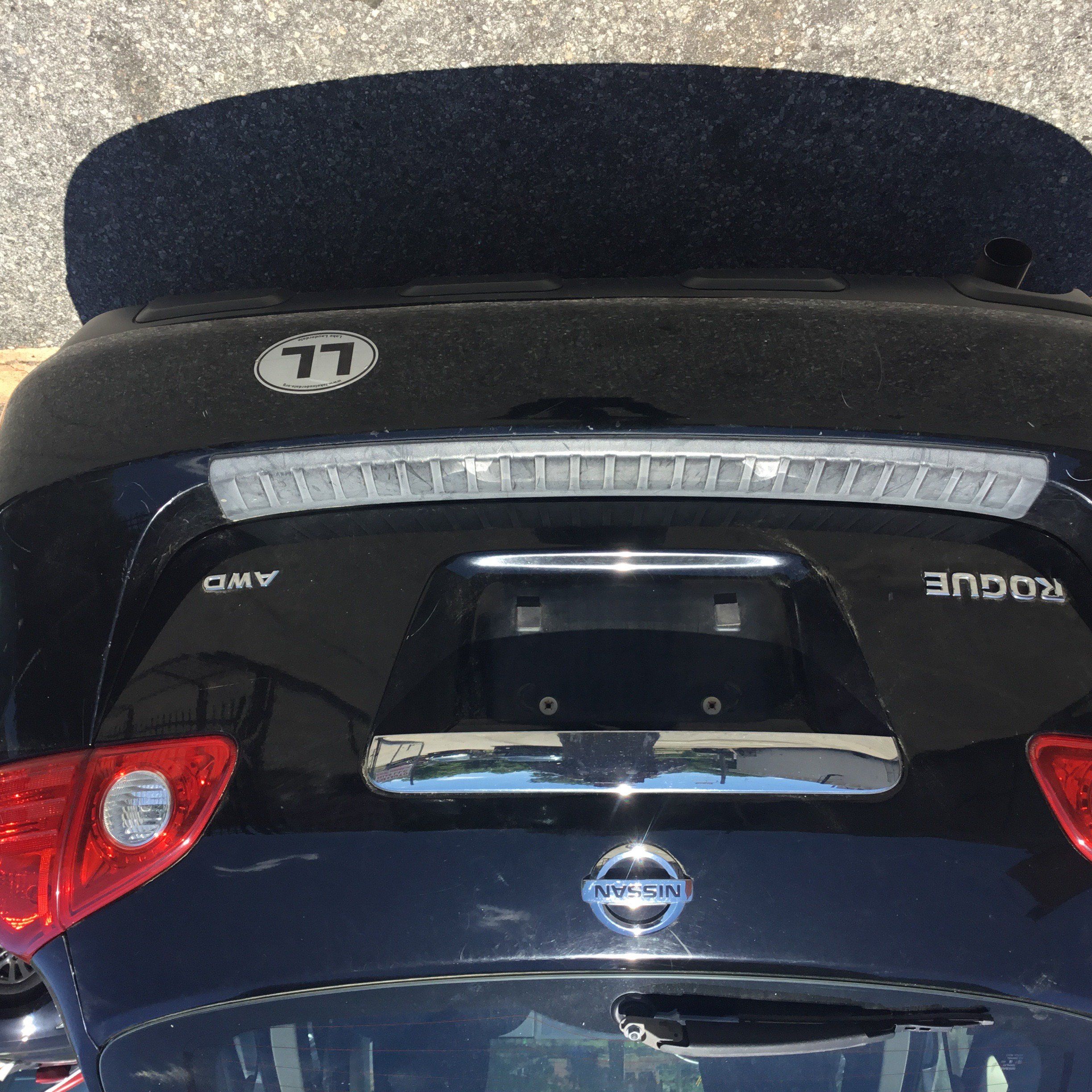Used 2011 Nissan Rogue S AWD/4WD image 7