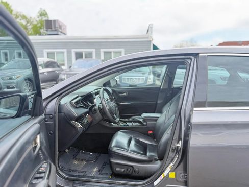Used 2014 Toyota Avalon XLE Touring FWD image 9