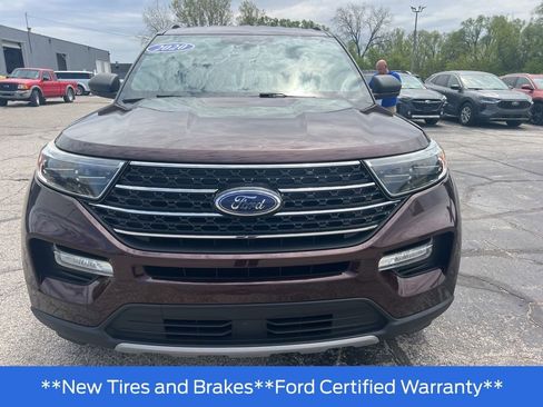 Used 2020 Ford Explorer XLT w/ Equipment Group 202A AWD/4WD image 6