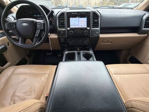 Used 2016 Ford F150 XLT w/ Equipment Group 302A Luxury image 19