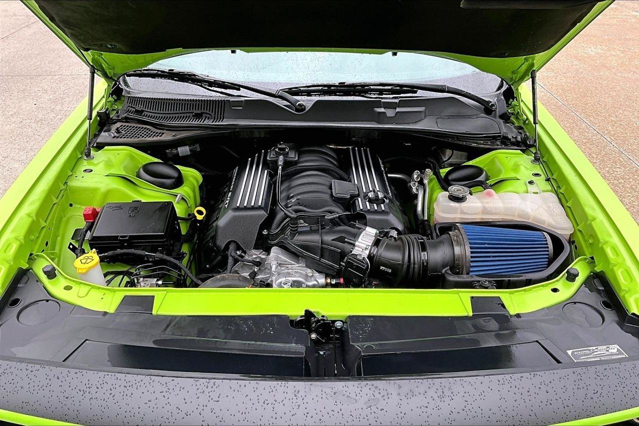 Used 2023 Dodge Challenger R/T Scat Pack w/ T/A Package RWD image 31