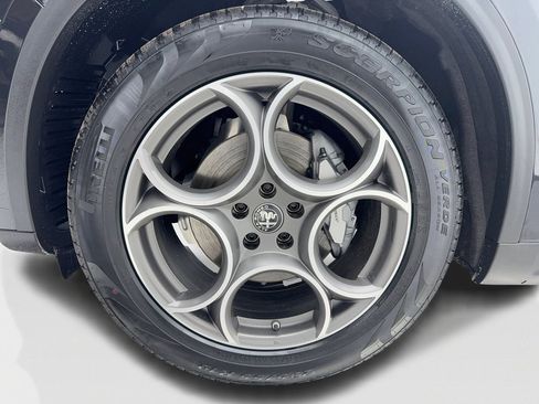 New 2025 Alfa Romeo Stelvio Sprint w/ Convenience Package image 47