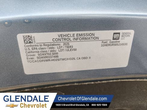 Used 2025 Chevrolet Traverse LT FWD image 10