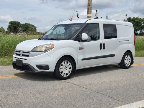 Used 2017 RAM ProMaster City Tradesman SLT w/ Rear Back-up Camera Group FWD image 2