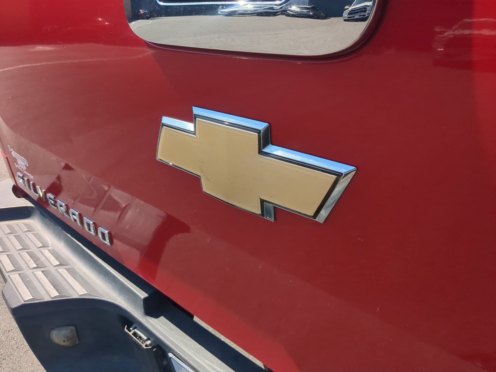 Used 2008 Chevrolet Silverado 3500 LTZ w/ EZ-Lift Tailgate Package RWD image 6
