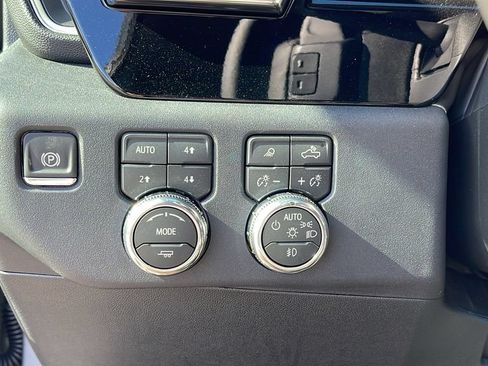 New 2026 GMC Sierra 1500 Elevation w/ Elevation Premium Package AWD/4WD image 26