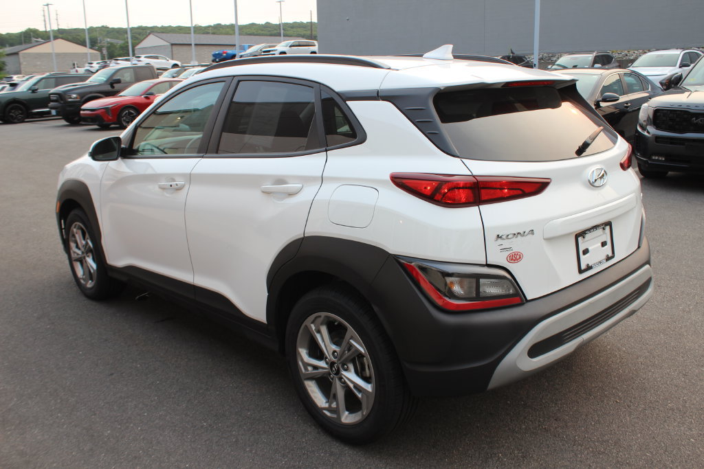 Used 2023 Hyundai Kona SEL w/ Cargo Package AWD/4WD image 26