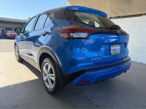 Used 2024 Nissan Kicks S FWD image 4