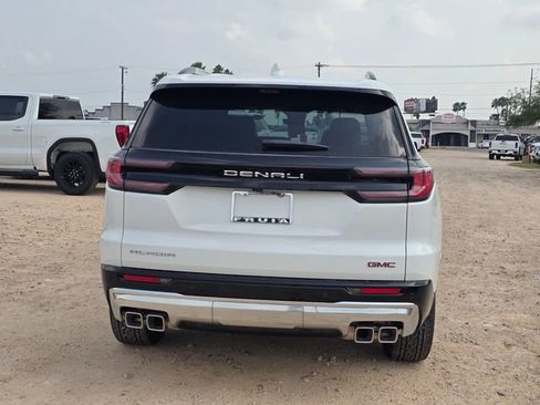 New 2026 GMC Acadia Denali w/ Super Cruise Package image 6