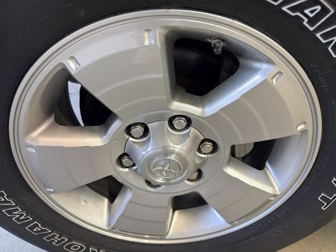Used 2006 Toyota Tacoma PreRunner RWD image 28
