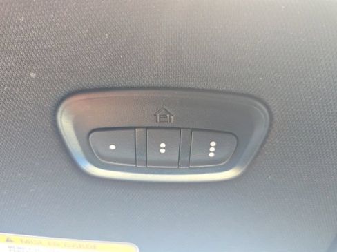 Used 2024 Jeep Wagoneer L 4WD w/ Premium Group I image 38