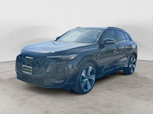 New 2025 Audi SQ5 Premium Plus AWD/4WD image 3