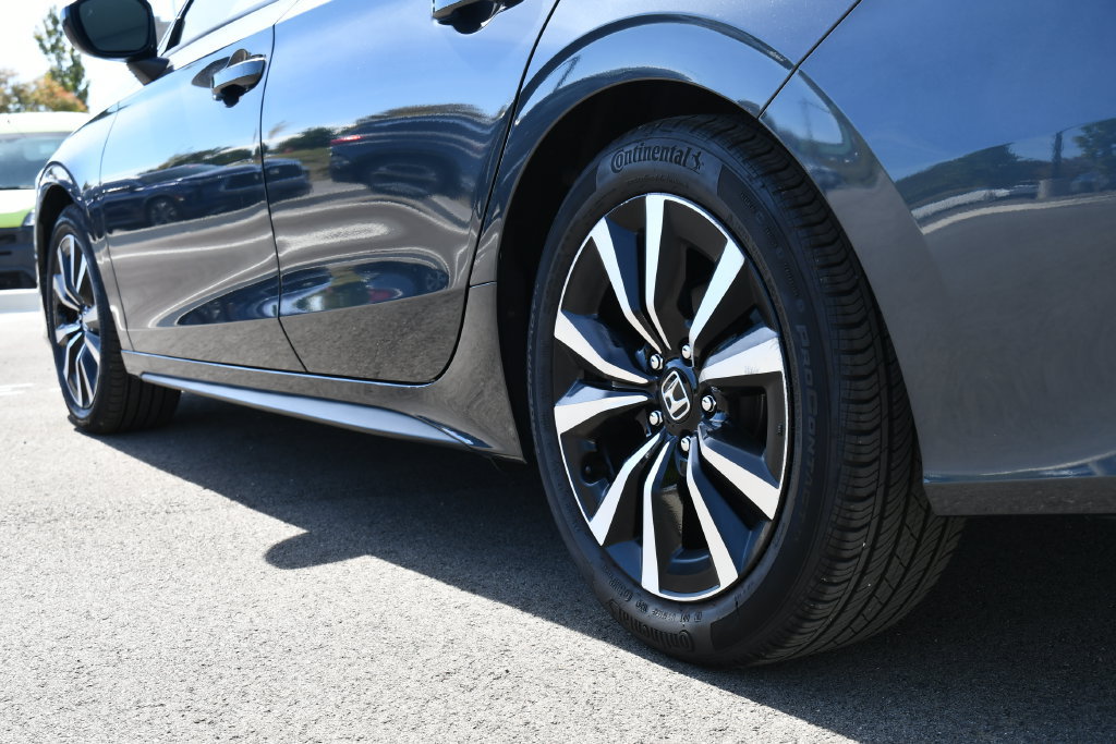 Used 2024 Honda Civic EX-L image 9