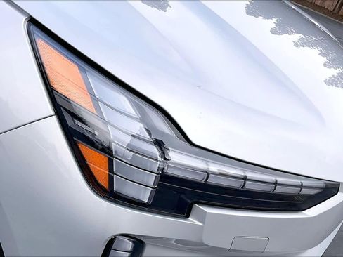 New 2025 Volvo EX90 Plus w/ Protection Package Premier image 33