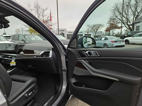 New 2026 BMW X5 xDrive50e w/ Executive Package image 10