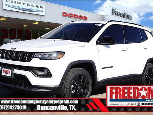 New 2026 Jeep Compass Latitude image 1