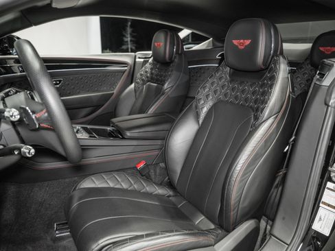 Used 2020 Bentley Continental GT image 19