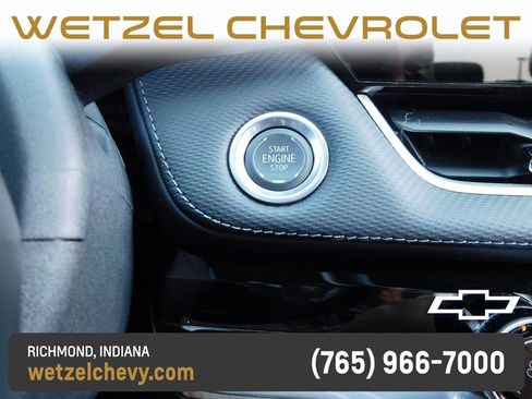 Used 2026 Chevrolet Equinox LT AWD/4WD image 32