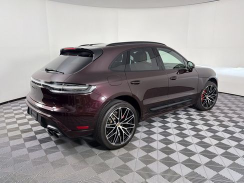 Certified 2024 Porsche Macan S AWD/4WD image 9