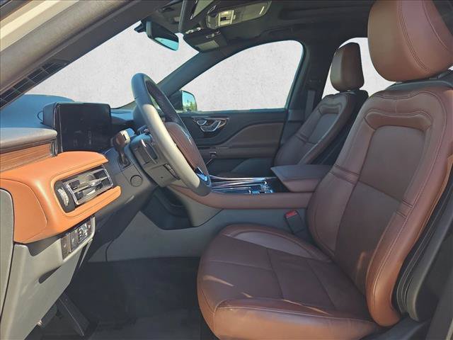Used 2026 Lincoln Aviator Reserve w/ Illumination Package RWD image 24
