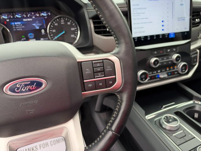 Used 2024 Ford Expedition XLT AWD/4WD image 40