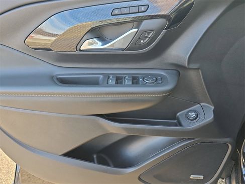 Used 2024 GMC Terrain AT4 w/ Infotainment Package II image 23