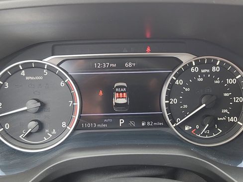 Used 2024 Nissan Rogue SV w/ SV Premium Package AWD/4WD image 12